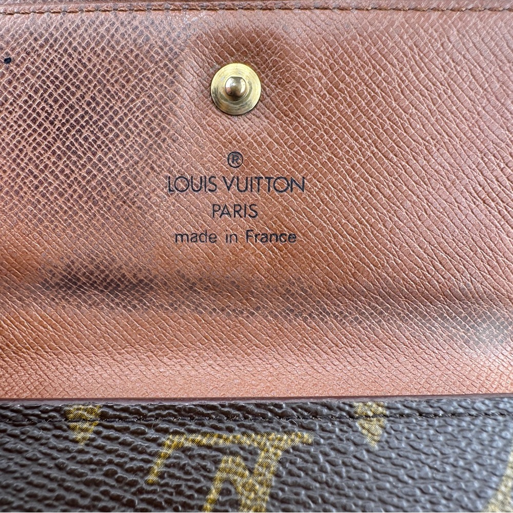 AUTHENTIC Louis Vuitton vintage Monogram Elise canvas wallet. - Picture 9 of 14